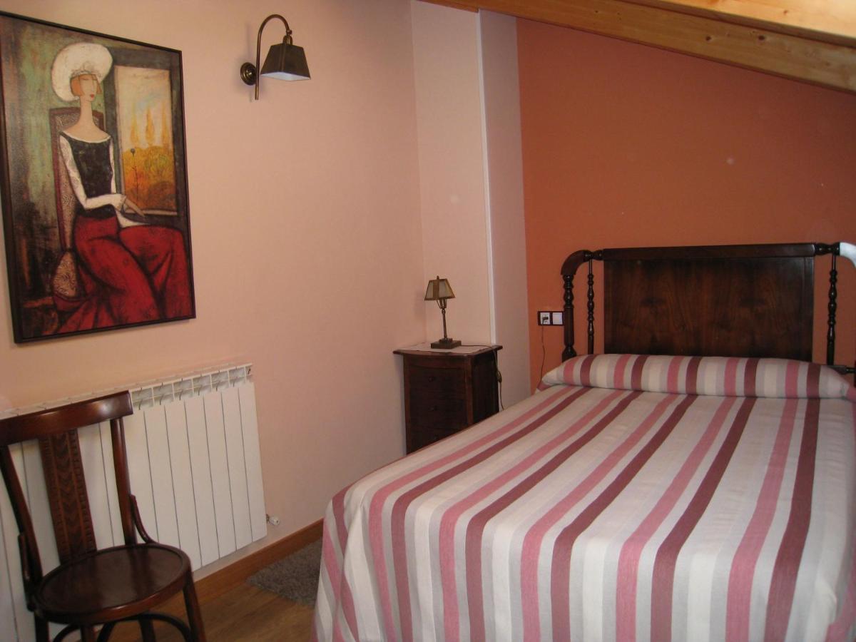 Casa Rural Patino Guest House Quintanas de Gormaz ภายนอก รูปภาพ