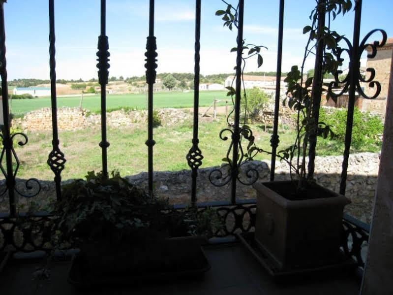 Casa Rural Patino Guest House Quintanas de Gormaz ภายนอก รูปภาพ